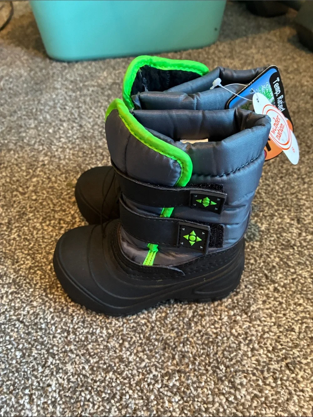 Wonder Nation Kids Winter Boots - Gray and green size 6